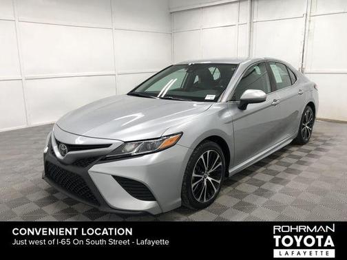 2019 Toyota Camry SE