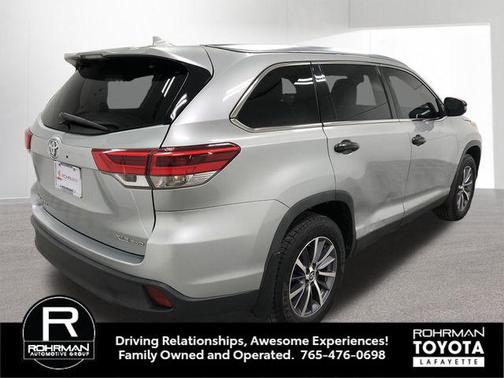 Celestial Silver Metallic 2019 Toyota Highlander XLE