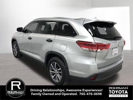 Celestial Silver Metallic 2019 Toyota Highlander XLE