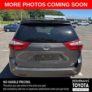 Predawn Gray Mica 2017 Toyota Sienna LE