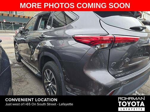 2022 Toyota Highlander Hybrid XLE