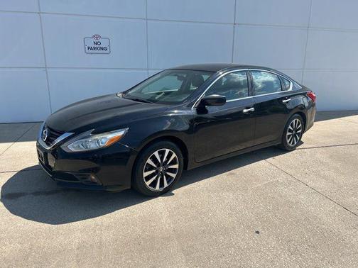 2017 Nissan Altima 2.5 SV