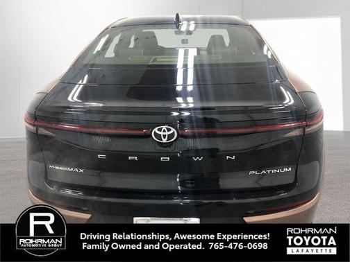 2023 Toyota Crown Platinum