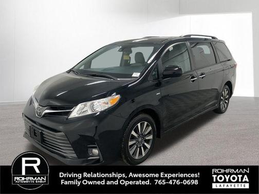 2019 Toyota Sienna XLE