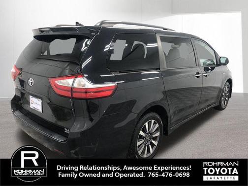 2019 Toyota Sienna XLE