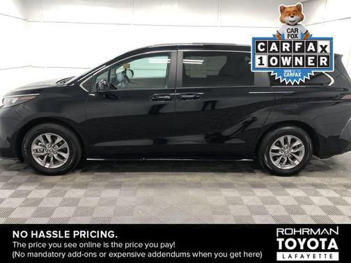 2024 Toyota Sienna LE