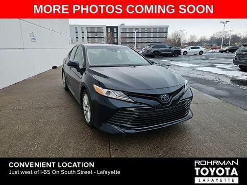 2020 Toyota Camry Hybrid XLE