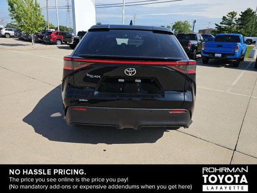 2025 Toyota bZ4X XLE