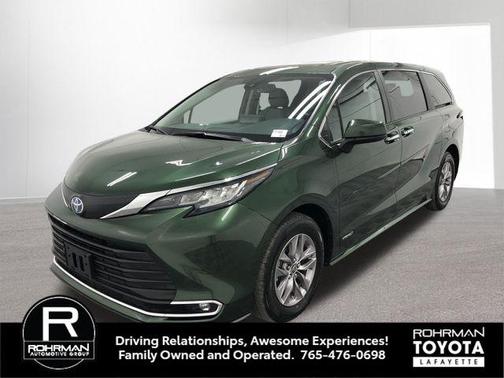 2021 Toyota Sienna XLE 7 Passenger