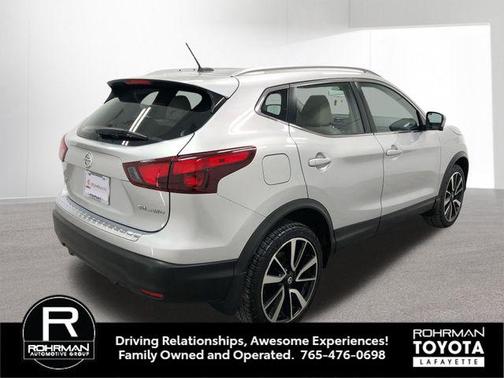Brilliant Silver 2018 Nissan Rogue Sport SL