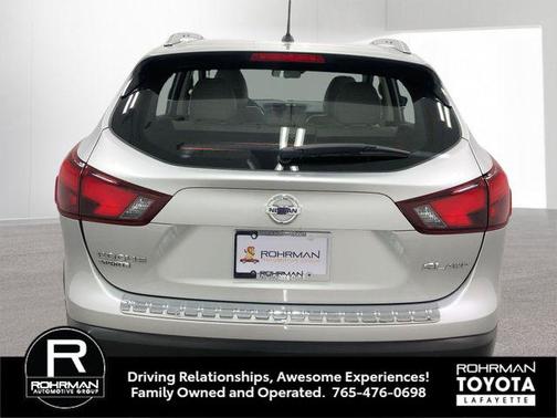 Brilliant Silver 2018 Nissan Rogue Sport SL