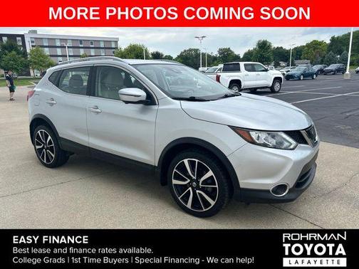 Brilliant Silver 2018 Nissan Rogue Sport SL