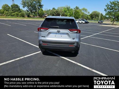 2025 Toyota RAV4 XLE