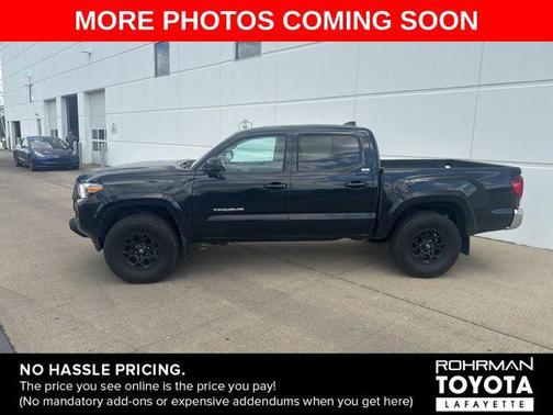 Midnight Black Metallic 2021 Toyota Tacoma SR5