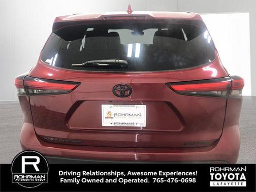 Ruby Flare Pearl 2022 Toyota Highlander XSE