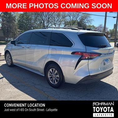 Celestial Silver Metallic 2021 Toyota Sienna XLE 8 Passenger
