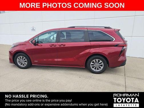 2021 Toyota Sienna LE
