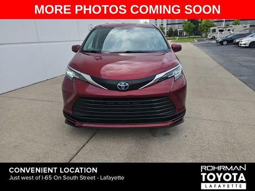 2021 Toyota Sienna LE