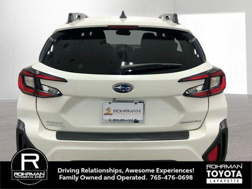 Crystal White Pearl 2024 Subaru Crosstrek Premium