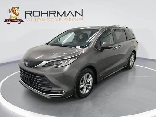 2021 Toyota Sienna Limited 7-Passenger