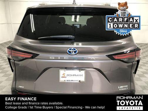2021 Toyota Sienna Limited 7-Passenger