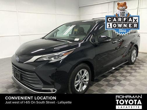 2023 Toyota Sienna Platinum 7 Passenger