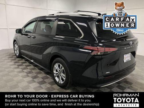 2023 Toyota Sienna Platinum 7 Passenger