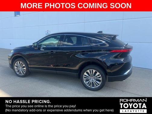 2022 Toyota Venza XLE