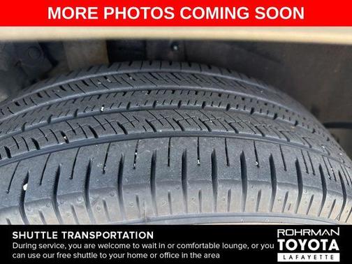 Ice Cap 2023 Toyota RAV4 LE