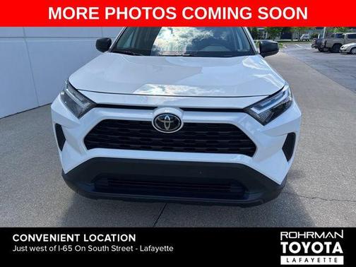 Ice Cap 2023 Toyota RAV4 LE
