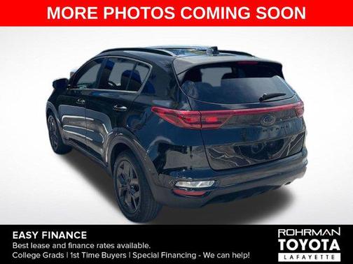 Black Cherry 2022 Kia Sportage S