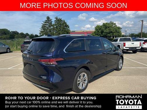2023 Toyota Sienna Platinum 7 Passenger