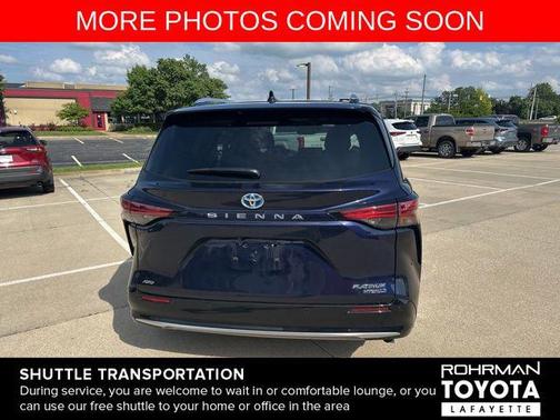 2023 Toyota Sienna Platinum 7 Passenger