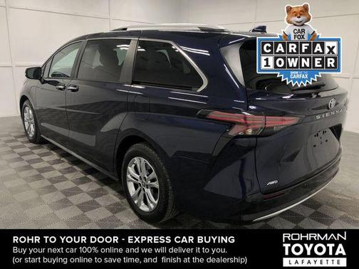 2023 Toyota Sienna Platinum 7 Passenger