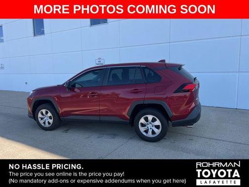 2023 Toyota RAV4 LE