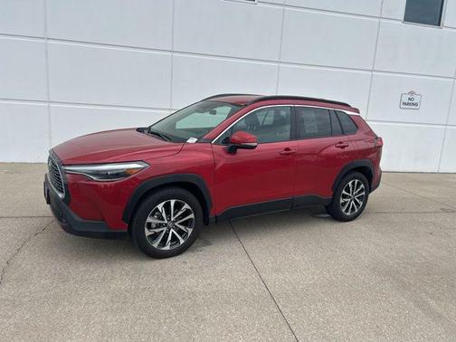 2023 Toyota Corolla Cross XLE