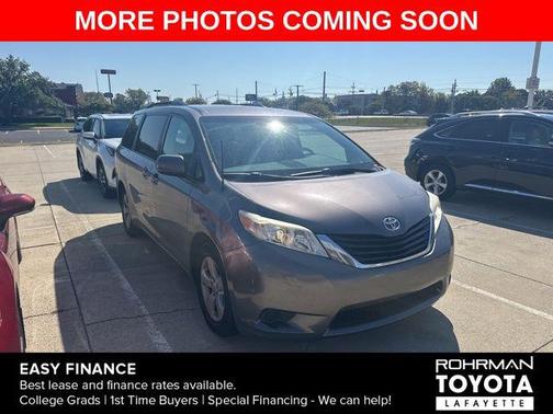 2011 Toyota Sienna LE