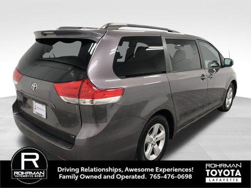 2011 Toyota Sienna LE