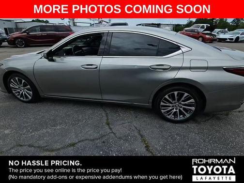 Atomic Silver 2021 Lexus ES 250 Base