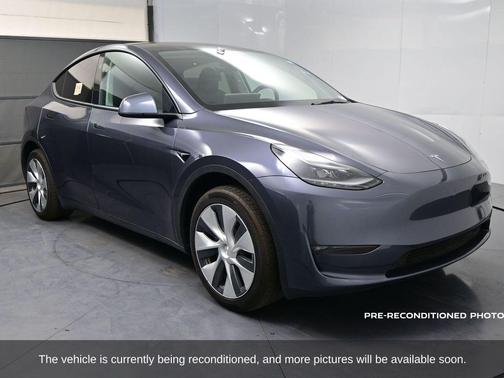 2023 Tesla Model Y RWD