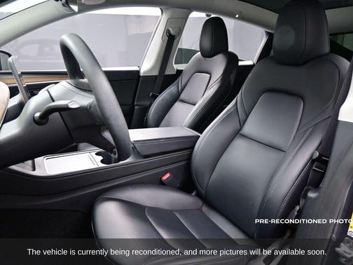 2023 Tesla Model Y RWD