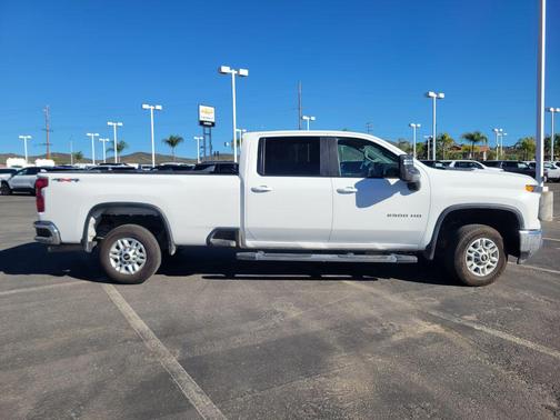 2024 Chevrolet Silverado 2500 LT