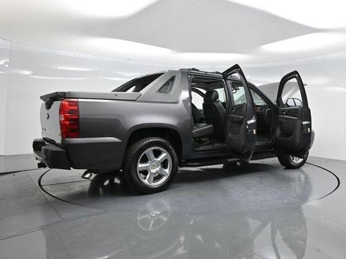 2011 Chevrolet Avalanche 1500 LTZ
