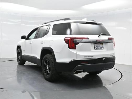 2020 GMC Acadia AWD AT4