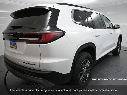 2025 GMC Acadia FWD Elevation