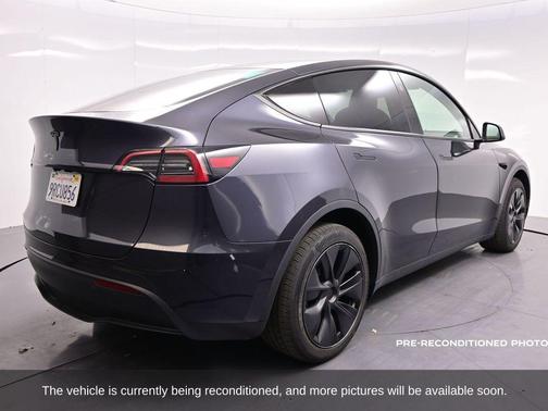 2025 Tesla Model Y Long Range Dual Motor All-Wheel Drive