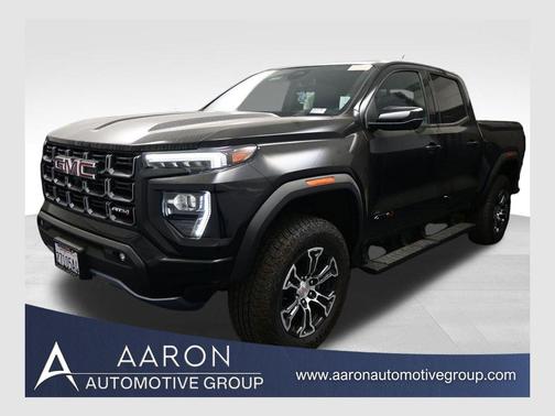 Onyx Black 2024 GMC Canyon AT4