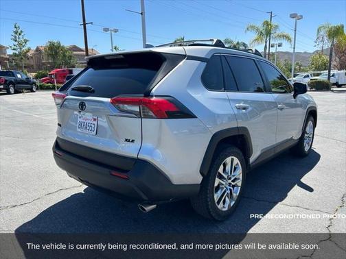 2019 Toyota RAV4 XLE Premium