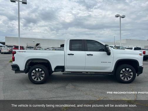 2022 Chevrolet Silverado 2500 Custom