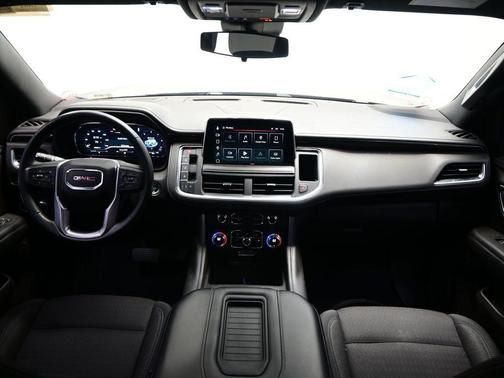 2023 GMC Yukon XL SLE